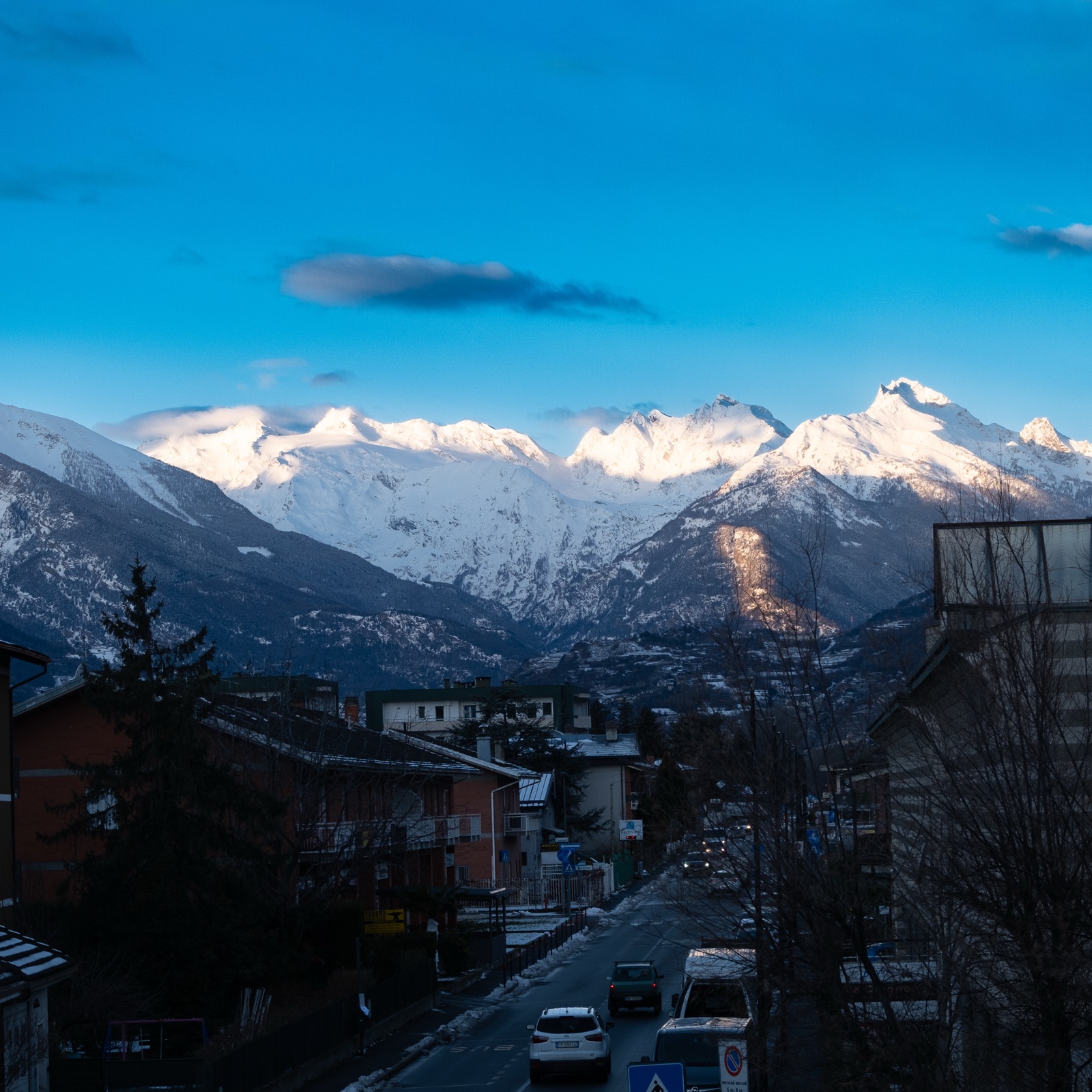 Aosta Valley - Alpine scene